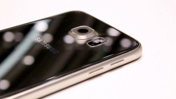 Samsung's Galaxy S6 is up against the HTC One M9 in the battle of the April smartphones with pre-orders starting for both tonight. Photo: Stu Robarts/Gizmag.com <br/>