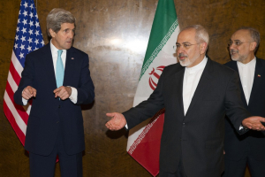 Secretary of State John Kerry and Iran’s Foreign Minister Mohammad Jawad Zarif (C) resume nuclear negotiations in Montreux, March 2, 2015. REUTERS/Evan Vucci/Pool <br/>