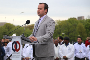 In a recent blog entitled, Grief, Shame, And Taking The LORD’s Name In Vain, Michael Seewald blasted former 19 Kids and Counting star, Josh Duggar, for the shame he had brought on his family.  <br/>Getty Images