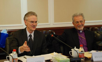 National Council of Churches USA president Archbishop Vicken Necim Aykazian and executive director Rev. Dr. Michael Kurt Kinnamon conversing with the government registered Chinese church leadership. <br/>(Chinese Protestant Church's website) 