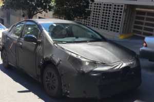 A heavily camouflaged 2016 Toyota Prius has been captured on video roaming the streets of San Francisco.  <br/>PriusChat.com