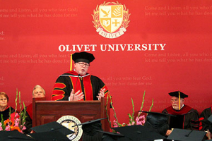 World Evangelical Alliance international director Geoff Tunnicliffe speaks at the 2007 commencement ceremony at Olivet University on Friday, June 15, 2007. <br/>