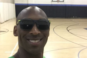 Kobe Bryant posted his picture on Instagram showing he is back shooting. <br/>Los Angeles Lakers