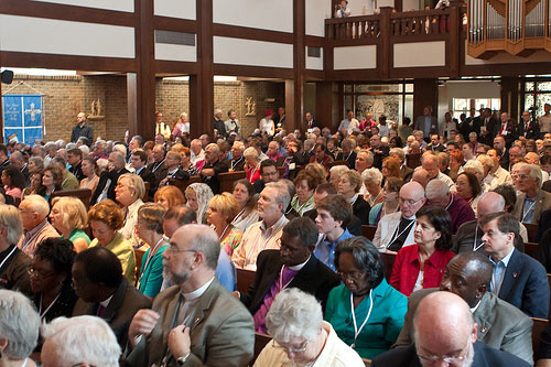 Hundreds of Anglicans convene in Bedford, Texas, for the inaugural assembly of the Anglican Church in North America, June 22-25, 2009. <br/>(Photo: ACNS)
