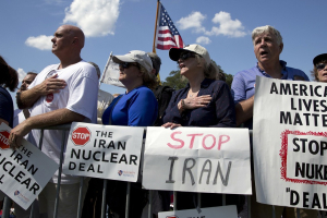 Hundreds of conservatives gathered on the U.S. Capitol lawn on Wednesday in protest of the Iran nuclear deal. <br/>AP photo