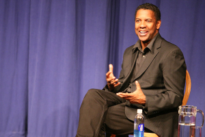 Denzel Washington speaks to theater students at Fordham University. <br/>Tom Stoelker