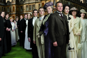 The hit PBS show Downton Abbey deliberately avoids portrayals of Christianity in an effort to avoid offending secular viewers, according to the show's historical director.<br />
 <br/>PBS