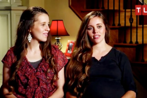Jill Dillard and Jessa Seewald appear in a preview for their upcoming show, 