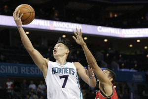 The Hornets got a huge night from guard Jeremy Lin, making just his second start <br/>
