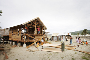 Post-tsunami reconstruction work in Indonesia. <br/>Marcus Perkins/Tearfund