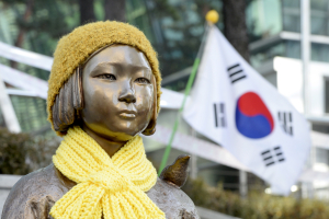 <br />
A statue of a girl that represents the sexual victims by the Japanese military is seen in front of Japanese embassy in Seoul, South Korea, December 28, 2015. <br/>Reuters