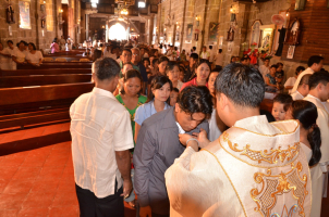 After Rev. Albert San Jose sang a song while riding and twirling a hoverboard personal transporter throughout pew aisles during Christmas Eve Mass, Philippine Roman Catholic Church officials reprimanded him, reports Associated Press. The Diocese of San Pablo, south of Manila, said the priest apologized for his action, which was videoed by congregants and widely shared on YouTube. <br/>San Pablo Diocese