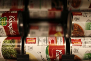 Cans of Campbell's brand soups are seen at the Safeway store in Wheaton, Maryland February 13, 2015.  <br/>Reuters