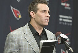 Arizona Cardinals quarterback Kurt Warner announces his retirement from football Friday, Jan. 29, 2010 at the Cardinals' training facility in Tempe, Ariz. <br/>First Things First