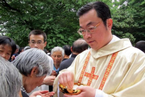 Based on discussions among religious affairs directors across China during a national meeting convened in Beijing this month, identification papers may become mandatory for Taoist and Catholic priests during 2016. <br/>Reuters 