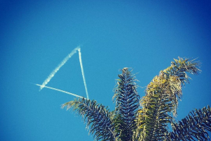 Doritos had planes skywriting above Santa Clara county, making triangles that shaped like a Doritos chip.  <br/>