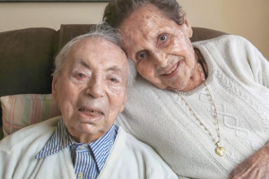 California couple Maury (102) and Helen (100) Goosenberg have been married for 80 years.  <br/>Eduardo Contreras