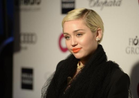 Performer Miley Cyrus jumped on social media several times this week to express very explicit opposition to GOP presidential candidate Donald Trump becoming the next U.S. president. <br/>Reuters 