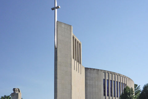 Church of Saint Francis Xavier, Kansas City, Missouri by Barry Byrne <br/>Wikimedia Commons / Charvex