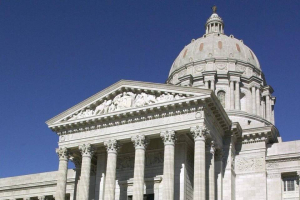 Missouri Senate Democrats continued an all-night filibuster into Tuesday evening designed to kill a bill they say enshrines anti-gay discrimination into the state Constitution. The eight-member Democratic caucus began its filibuster shortly after 4 p.m. Monday.<br />
<br />
 <br/>