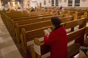 Research shows that fewer and fewer people are attending church services, across the United States.  <br/>CNS photo