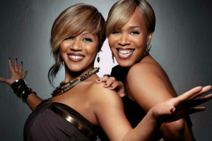 Gospel duo and sisters Erica and Tina Campbell say the U.S. president doesn't need to be a Christian or a pastor, that the person should rather be an educated person capable of understanding the diverse needs of U.S. citizens.  <br/>Mary Mary