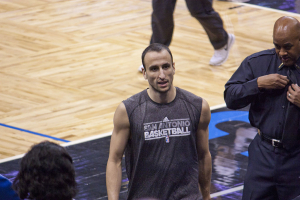 Manu Ginóbili of the Spurs in Orlando. <br/>Mike/Wikimedia Commons