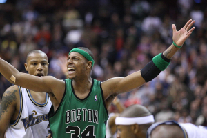 Los Angeles Clippers star Paul Pierce might go back to the Boston Celtics soon. <br/>Keith Allison/Wikimedia Commons