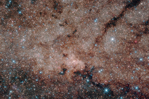 Hubble's infrared vision saw through to the heart of the Milky Way galaxy to reveal more than half a million stars at its core. (NASA, ESA) <br/>