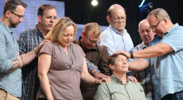 Saddleback hires a paroled ''Double Lifer'' as newest pastor after 32 years in prison (Facebook/Pastor Rick Warren) <br/>