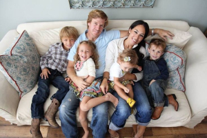 ''Fixer Upper'' stars Chip and Joanna Gaines pictured with their four children. Photo Credit: Joanna Gaines <br/>