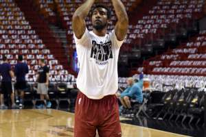 Miami, FL, USA; Miami Heat forward Amar'e Stoudemire (5) warms up before a game against the Charlotte Hornets in game two of the first round of the NBA Playoffs at American Airlines Arena.  <br/>Steve Mitchell-USA TODAY Sports