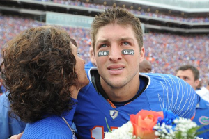 America's NFL icon Tim Tebow is back not to play football, but to write book about Christian faith, <br/>Photo: ChristianToday