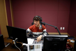 Kim Chung-seong, a North Korean defector and a Christian missionary, prepares a radio broadcast at a radio station in Seoul, South Korea, April 21, 2016.  <br/>REUTERS/Kim Hong-Ji
