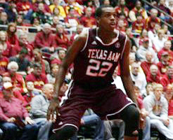 Khris Middleton with Texas A&M <br/>Wikimedia Commons/GolowaState