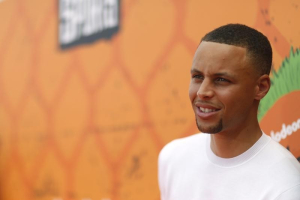 NBA basketball player Stephen Curry arrives at the Kids Choice Sport Awards 2016 in Los Angeles, California U.S., July 14, 2016.  <br/>REUTERS/Mario Anzuoni