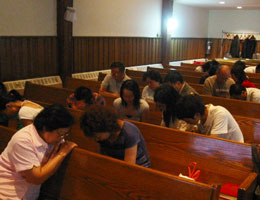 Ministers and congregations in Brooklyn, New York, divided into groups to pray for the missions. <br/>The Gospel Herald