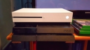 Xbox One S vs. PS4 Pro