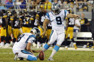 Carolina Panthers kicker Graham Gano (9) kicks a field goal during the first half of the game against the Pittsburgh Stellers at Bank of America Stadium.  <br/>Sam Sharpe-USA TODAY Sports