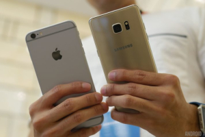 Apple's iPhone 7 Plus and Samsung Galaxy Note 7 have been pitted against each other in a drop test.  <br/>Photo: Android Authority
