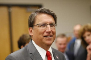 Pat McCrory, governor of North Carolina, attends a press conference at Reynolds American in Tobaccoville, North Carolina. <br />
<br />
 <br/>Reuters/Chris Keane