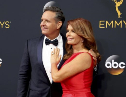 Producer Mark Burnett and his wife, actress Roma Downey, arrive at the 68th Primetime Emmy Awards in Los Angeles, California U.S. <br />
<br />
 <br/>Reuters/Lucy Nicholson
