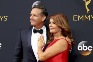 Producer Mark Burnett and his wife, actress Roma Downey, arrive at the 68th Primetime Emmy Awards in Los Angeles, California U.S. <br />
<br />
 <br/>Reuters/Lucy Nicholson