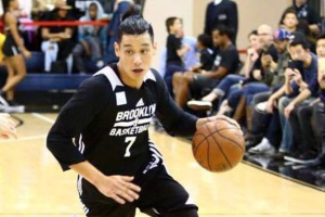 Christian athlete Jeremy Lin announced he recently started praying out loud for 30 minutes a day. <br/>Jeremy Lin