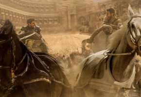 Plot-central scenes related to Jesus Christ were all eliminated in Malaysia from the 2016 remake version of Ben-Hur to avoid breaking Islamic laws. <br/>Ben-Hur