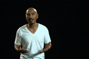 Francis Chan talks about following Jesus in <br/>Flannel via The Christian Post