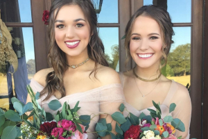 Sadie and Mary Kate Robertson <br/>Instagram 