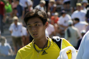 Rendy Lu has always worn the cross necklace in his ten years of professional tennis. He said that faith has been an important source of strength for him in his tennis career. <br/>