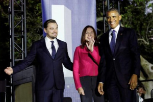 US President Barack Obama (R), actor Leonardo DiCaprio (L) and climate scientist Katharine Hayhoe recently discussed the importance of addressing global warming and climate change at the White House. <br/>Reuters 