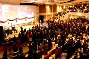 The first premier of ''Beyond'' in Canada was held in Richmond Hill Christian Community Church in Toronto from December 18-19, 2010. <br/>Yuan Zhiming's Blog